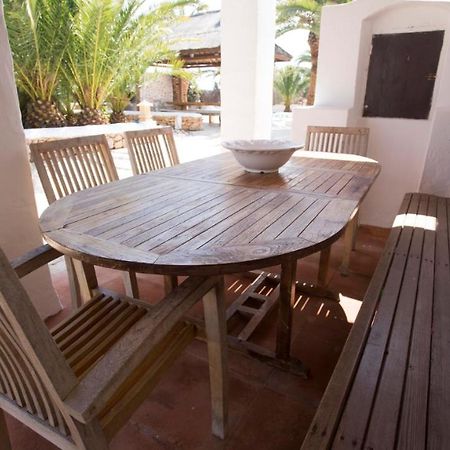 Villa Daniel 5 Mins By Taxi Into Ibiza Town Sant Jordi de ses Salines Luaran gambar