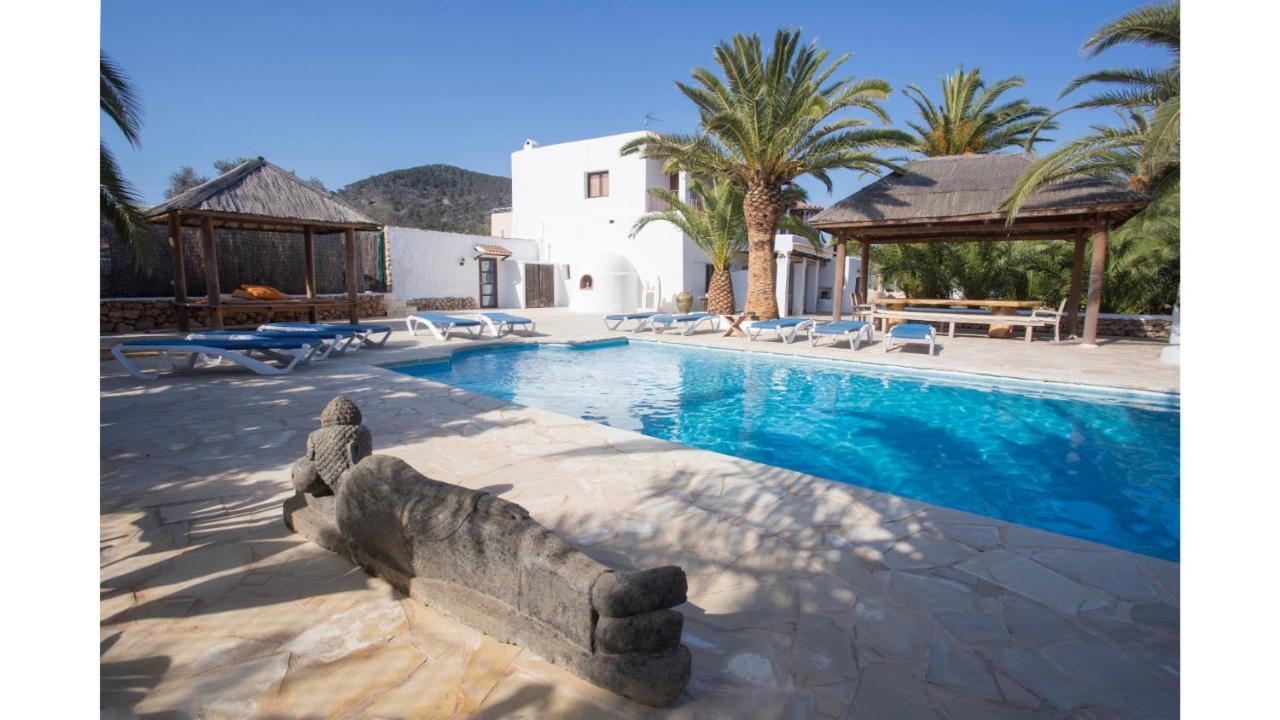 Villa Daniel 5 Mins By Taxi Into Ibiza Town Sant Jordi de ses Salines Luaran gambar