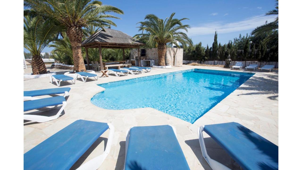 Villa Daniel 5 Mins By Taxi Into Ibiza Town Sant Jordi de ses Salines Luaran gambar