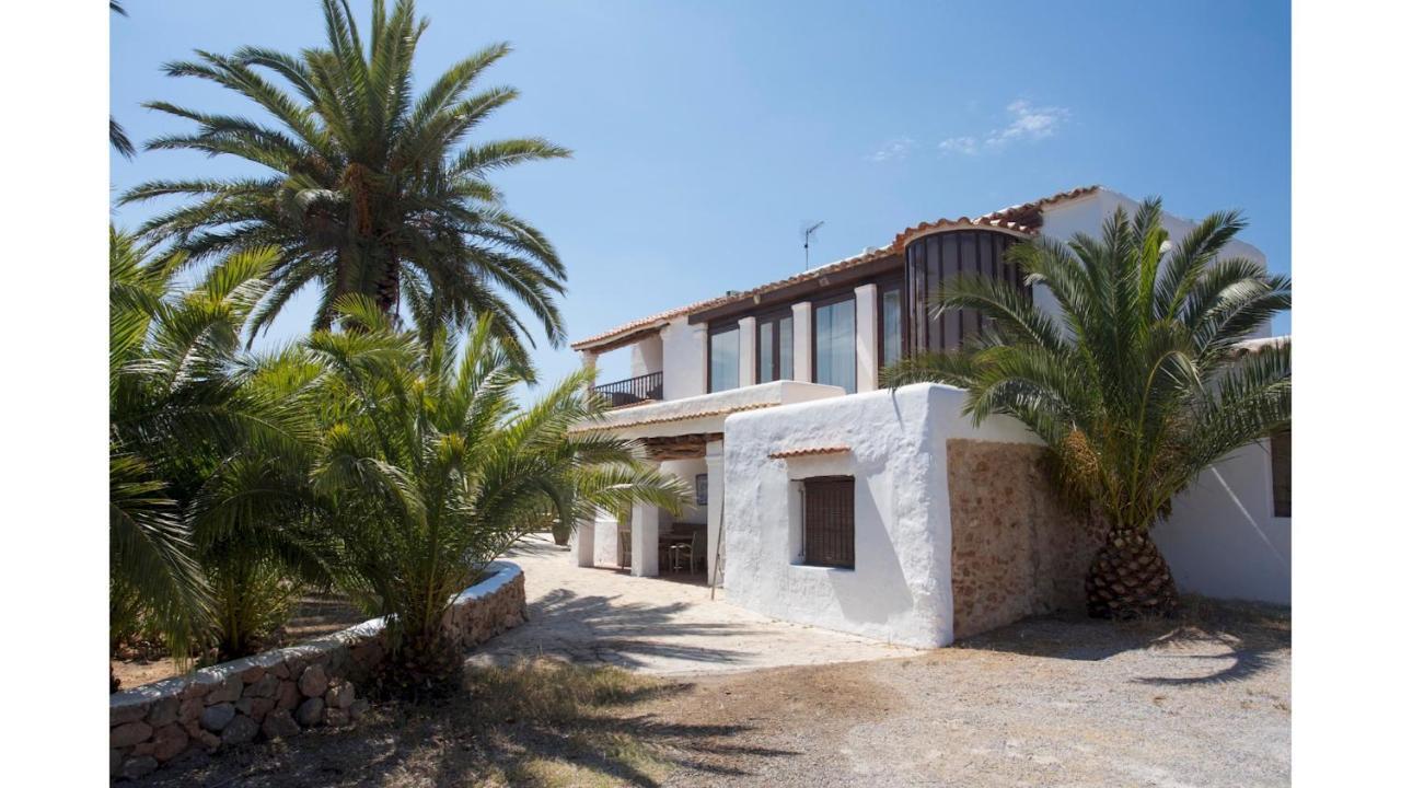 Villa Daniel 5 Mins By Taxi Into Ibiza Town Sant Jordi de ses Salines Luaran gambar