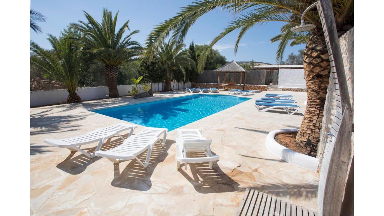Villa Daniel 5 Mins By Taxi Into Ibiza Town Sant Jordi de ses Salines Luaran gambar